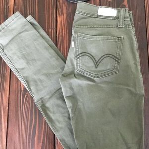 Levi’s 524 Olive Green Skinny